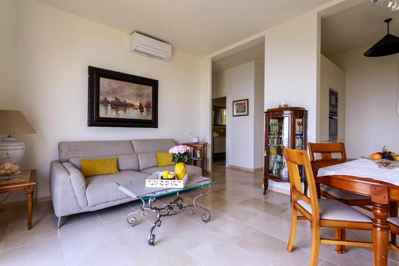 Sea View Apartment Between Nice And Monaco - 2 Вилафранк-сюр-Мер Екстериор снимка