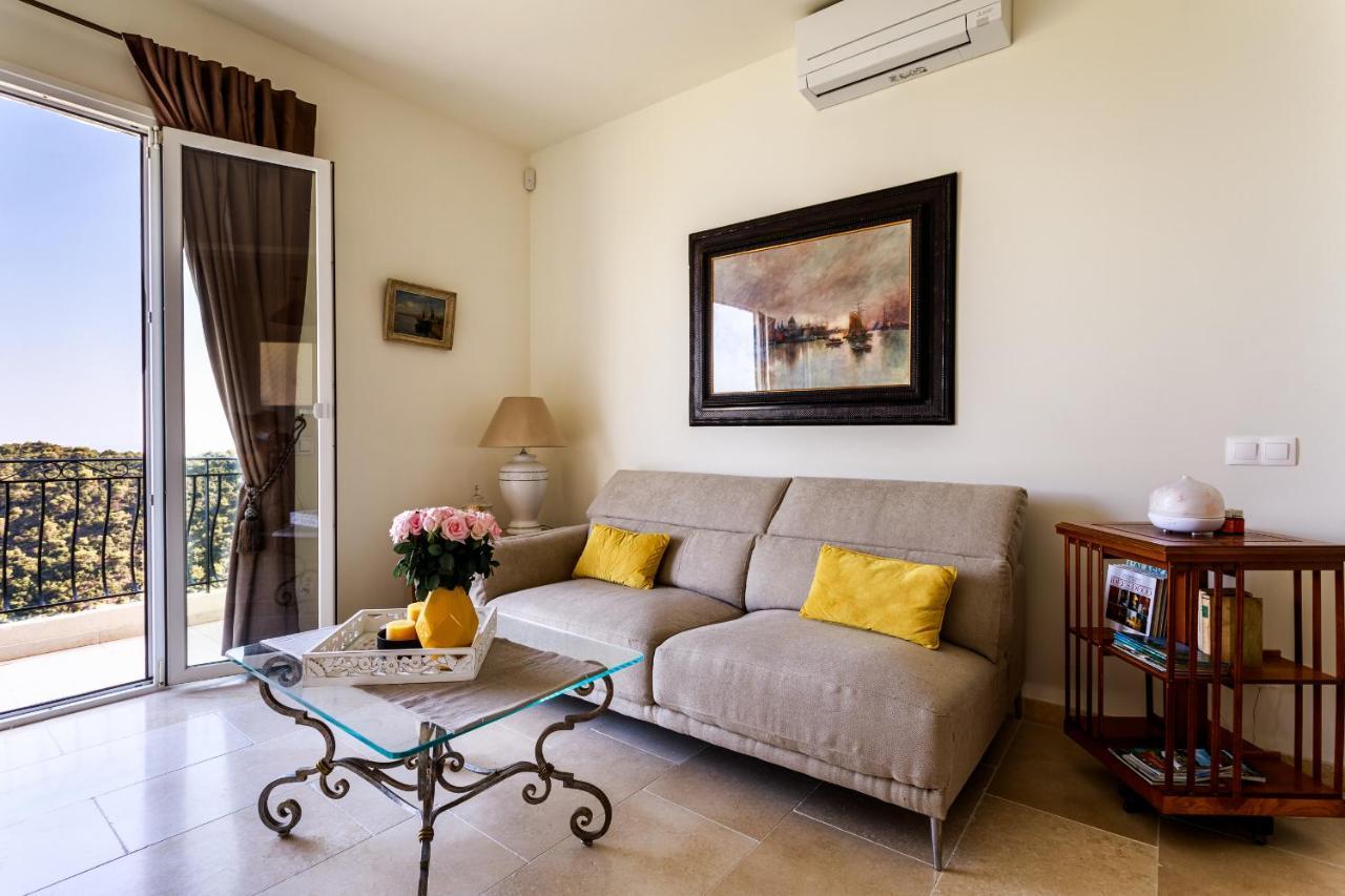 Sea View Apartment Between Nice And Monaco - 2 Вилафранк-сюр-Мер Екстериор снимка